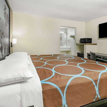Super 8 By Wyndham Moss Point Motel Buitenkant foto