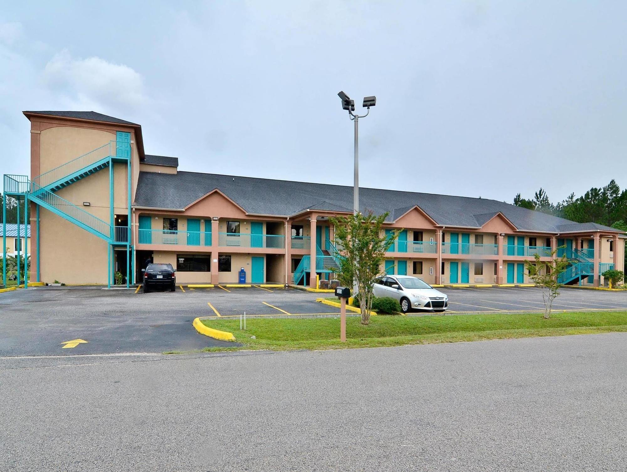 Super 8 By Wyndham Moss Point Motel Buitenkant foto